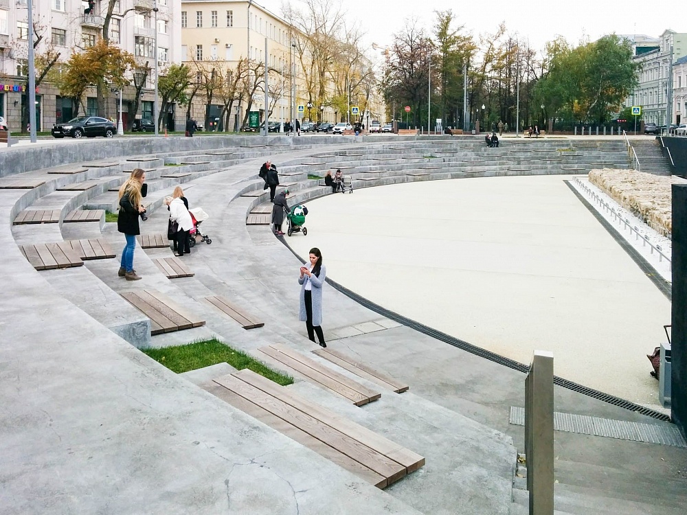 Реконструкция Хохловской площади