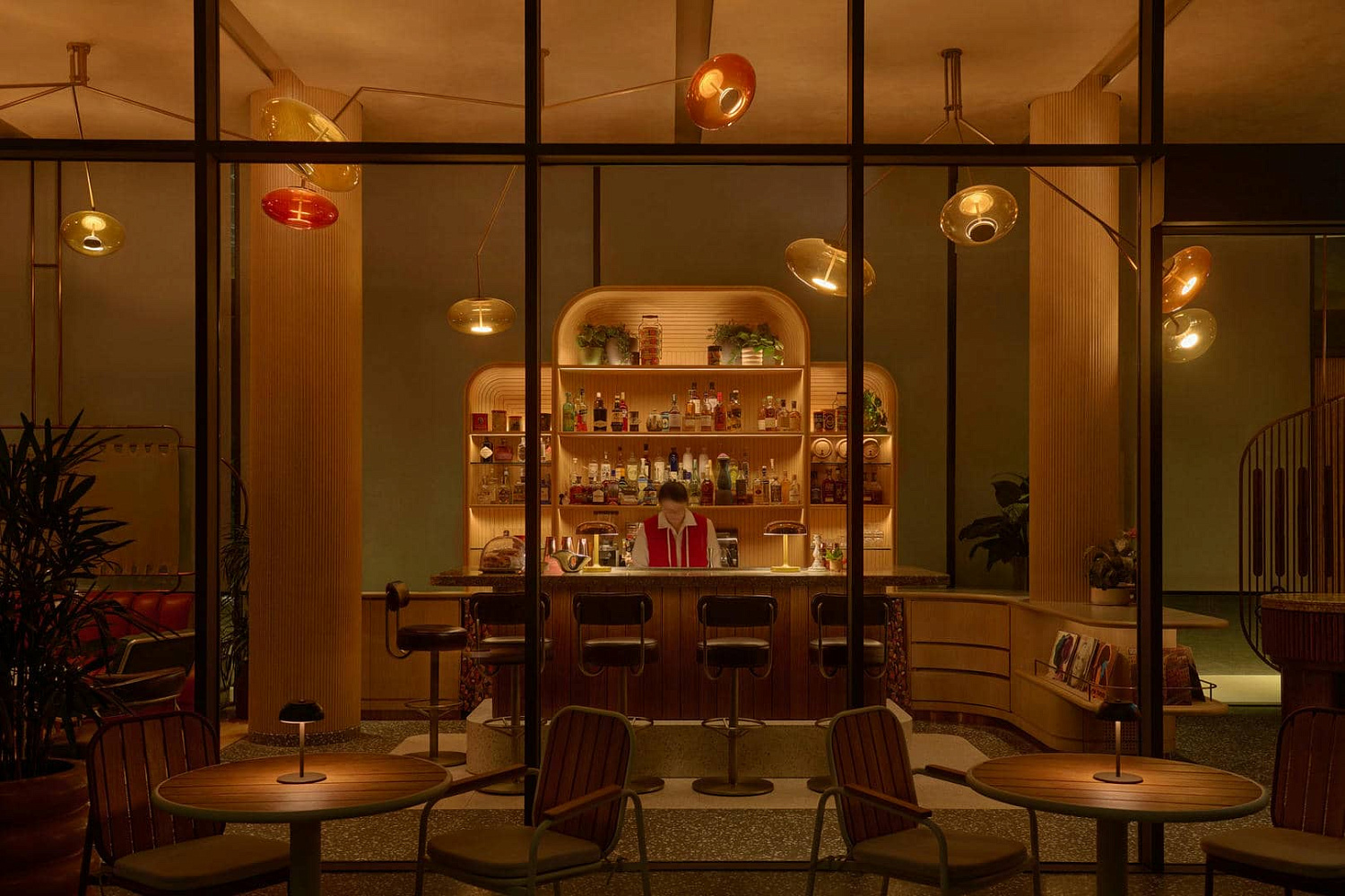 Ministry of Design создаёт The Standard Singapore как «необычный тропический оазис»
