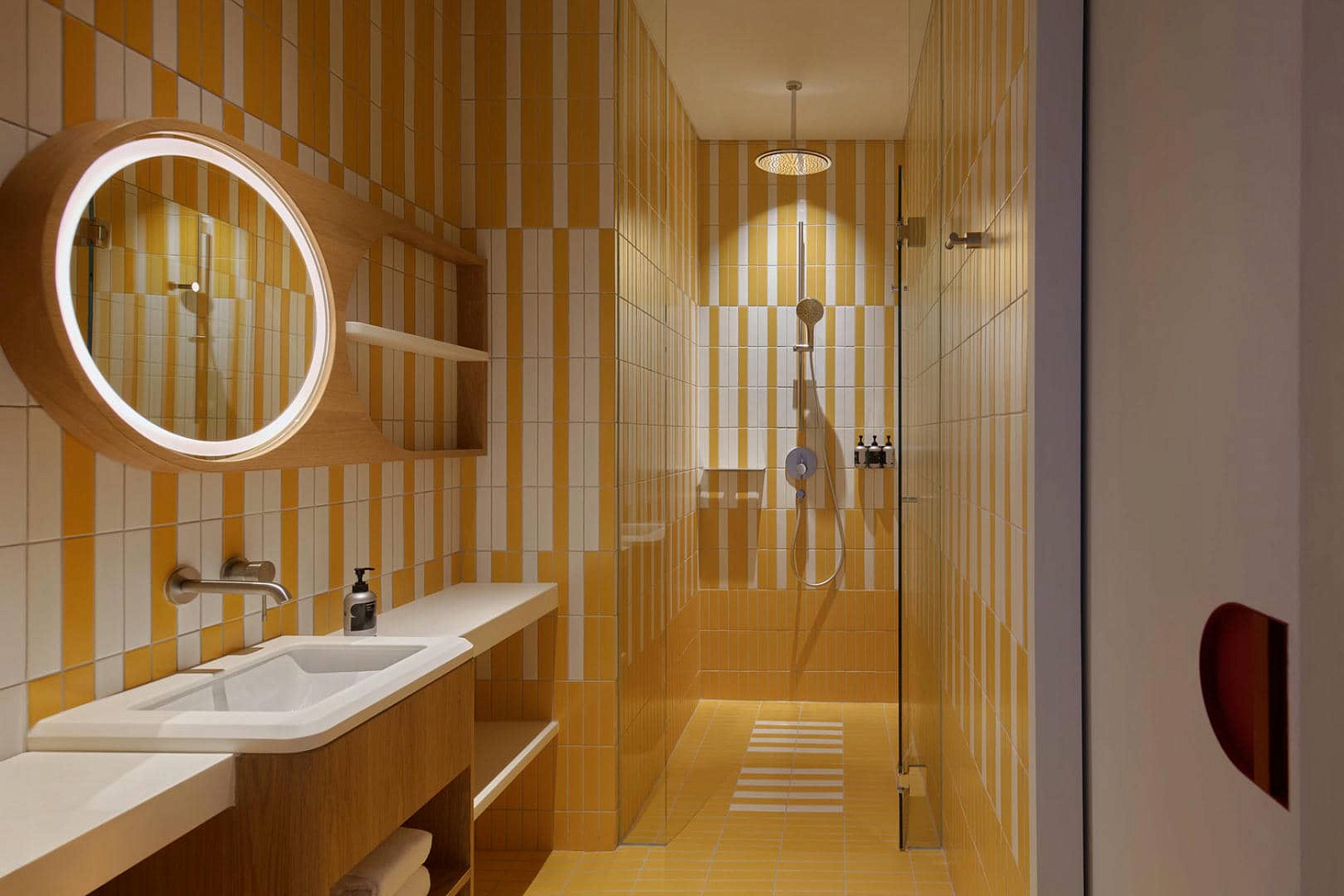 Ministry of Design создаёт The Standard Singapore как «необычный тропический оазис»