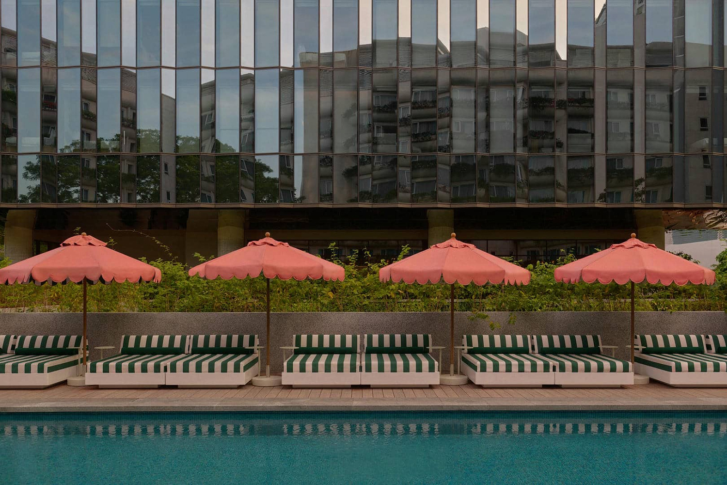 Ministry of Design создаёт The Standard Singapore как «необычный тропический оазис»